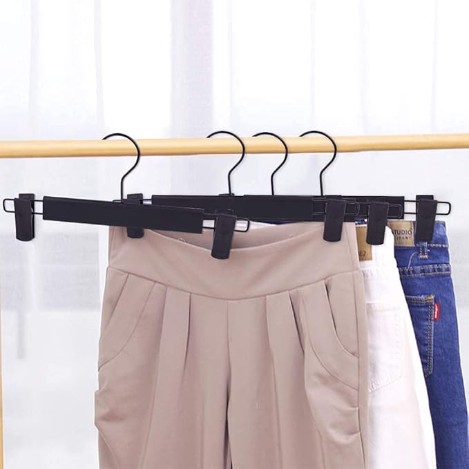 Skirt Hangers，Pants Hangers with Clips，360 ° Swivel Hooks Space Saving Hangers for Pants, Skirts, Clothes, Jeans (20Pack, Black)