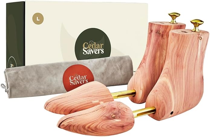 Cedar Boot Tree for Men - Natural Aromatic Wood Boot Tree Grown In USA, For Boots & Shoes, Storage Bag Included