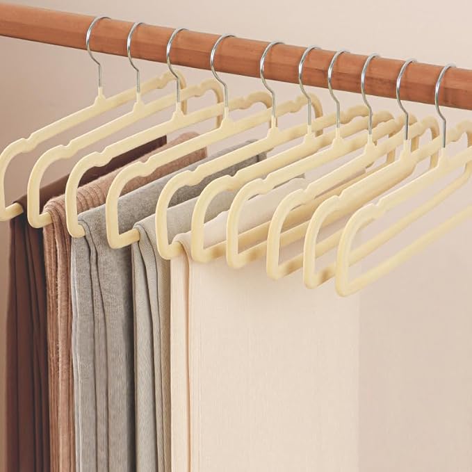 Velvet Pants Hangers 20 Pack,Premium Non Slip Velvet Hangers,Thin Space Saving Slim Clothes Hangers with 360° Swivel Hook,13.77inch