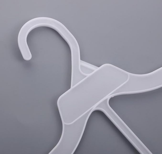 WellieSTR Anti-Slip Plastic Child Closet Hangers, 50 Pack, White, 30cm Wide