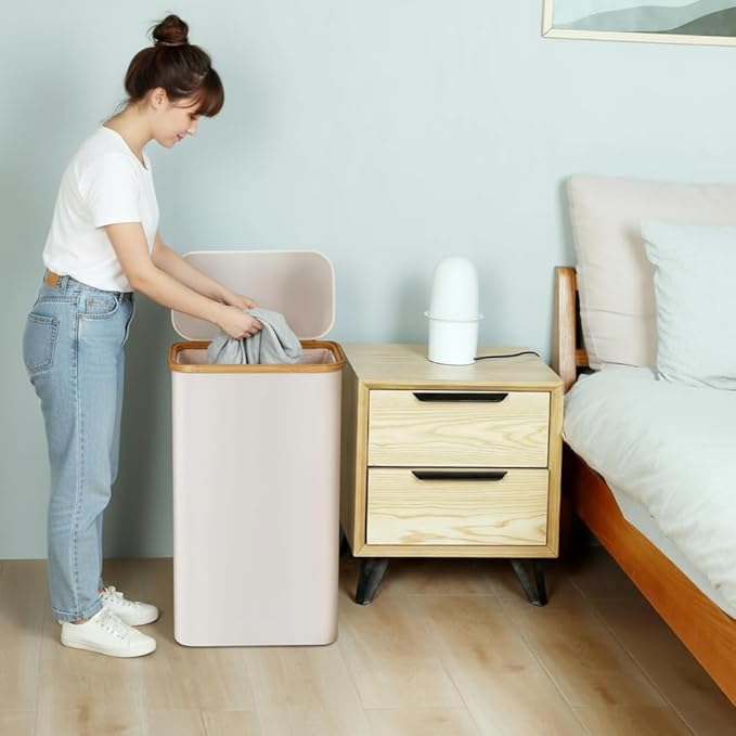 Fine Living 100L Large Laundry Hamper with Lid, Narrow Foldable Slim Laundry Basket with Bamboo Handles, Skinny Tall Dirty Clothes Hamper for Dorm, Bathroom & Bedroom, Ivory