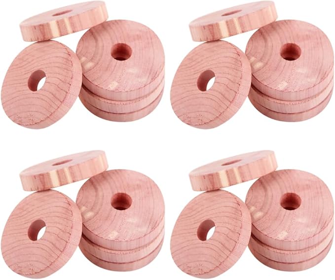 20 Pcs 4 x 1cm Cedar Wood Rings Cedar Closet Hanger Rings Aromatic Wood Cedar Planks Closet Cedar Blocks Clothes Storage Cedar Block Hang Ups Closet Storage Accessories