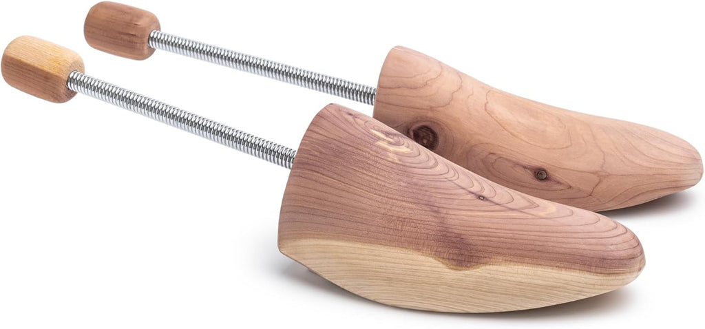 Cobbler’s Choice Cedar Travel Shoe Tree – Lightweight Travel Design