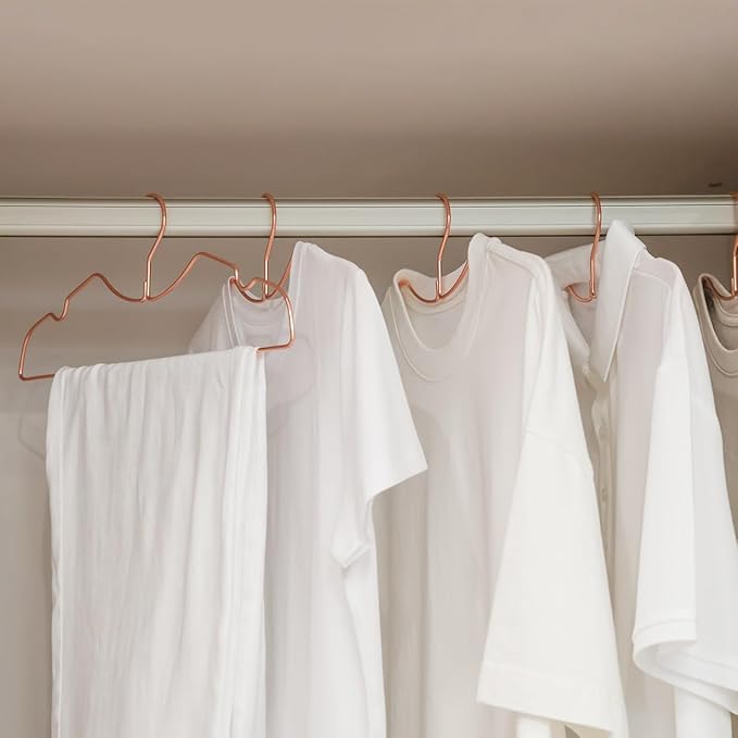 Metal Clothes Hanger, Ultra Slim & Short Neck Hanger,Space Saving Durable Non-Slip Felt Hangers, Closet Organizer (Rosy Gold)