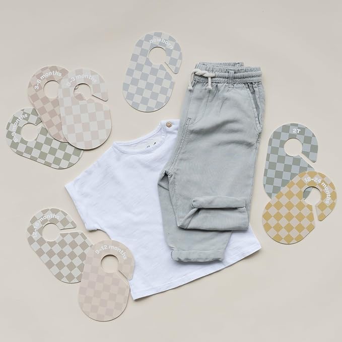 3 Sprouts Baby Closet Dividers Set of 8 - Toddler Clothes Organizer Hanger, Double-Sided Size Labels - Nursery Organization for Newborn Clothing, Infant, Boy & Girl - Checkerboard