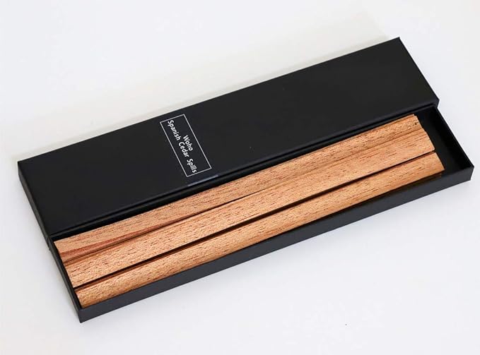 Woho 120 Packs Spanish Cedar Cigar Lighter Cedar Wood Spills Strips Sticks, Cigar Matches for Cigar Lighting, Pipe Smoking Accessories and Humidor for Tupperdor Cigar Box Tray Jar and Case(0.01"Thick)
