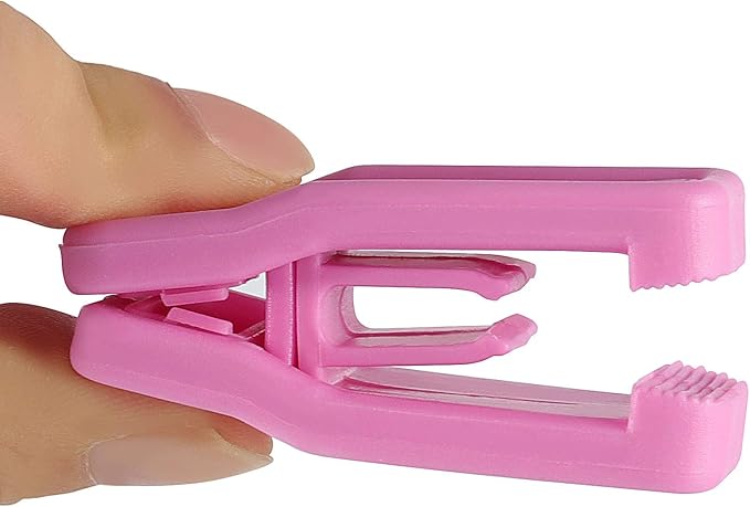 ZOENHOU 100 Pack Pink Plastic Finger Clips for Hanger Strong Pinch, Multi-Purpose Non-Slip Hanger Clip, Plastic Clips for Clothes Pants
