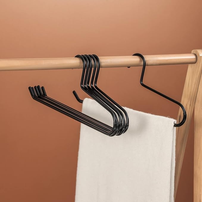 VASLIM 8 Pack Blanket Hangers Heavy Duty Black Vinyl Coated Nonslip - Great for Quilts, Comforters, Table Cloths, Towels, Sleeping Bags,Drapery and bedspreads(Black/Black)