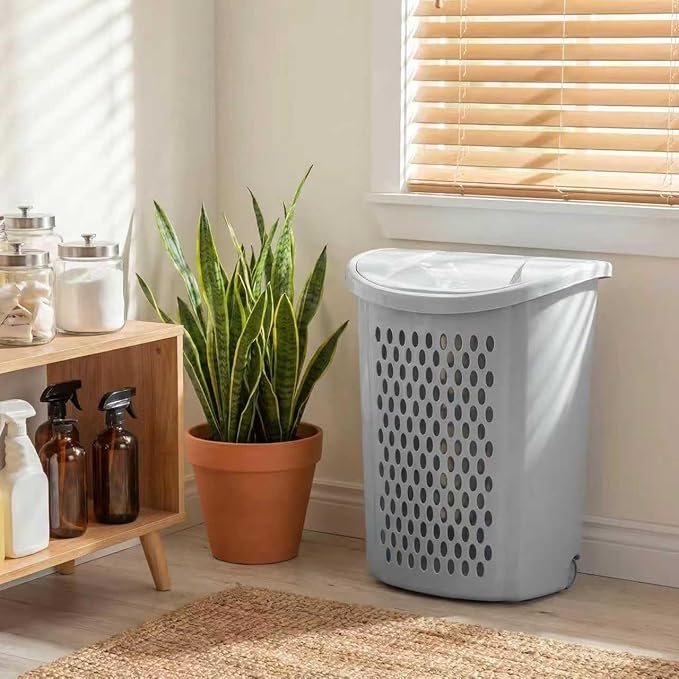 Gray Laundry Basket with Rolling Wheels,Extra Large Huvy-duty Plastic Laundry Hamper with Lid & Retractable Handle suitable Families, Dormitories, Laundry Rooms