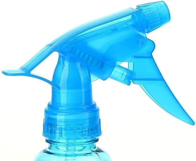 Spray Bottles 500ml 16 Oz Clean Squirt Bottle Colorful Multi-uses Spray Bottles for Cleaning, Water Flowers, Plant Care, Ironing, Hair Care, Gardening Cosmetics Kitchen Bathroom (Pack of 2) Blue