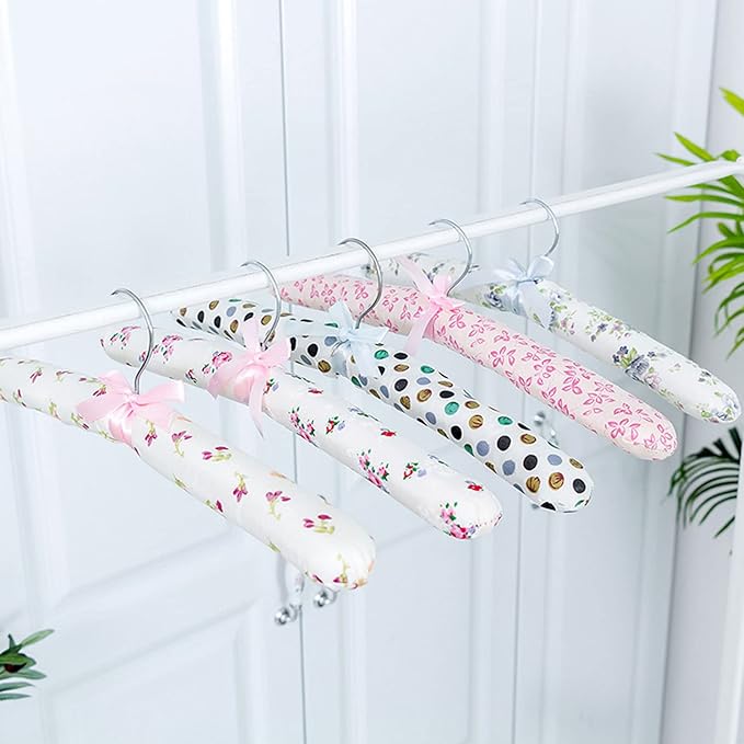 Padded Hangers for Women Clothing,5PCS Clothes Hangers Printed Bow Padded Hanger Thickened Non-Slip Wedding Dress Hanger for Closet Bedroom