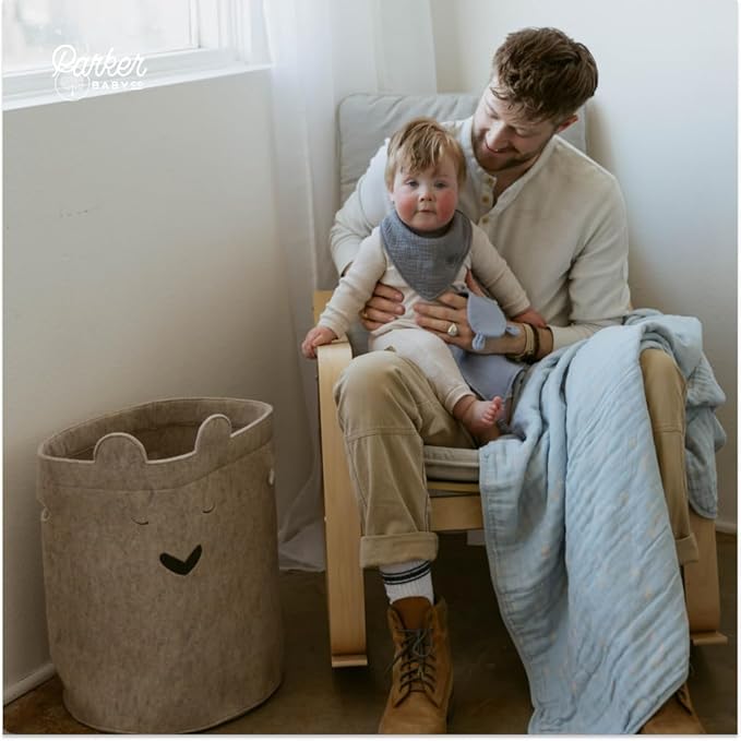 Parker Baby Bear Felt Laundry Hamper | Spacious & Collapsable Storage Basket for Nursery | Lightweight Laundry Hamper Basket with Flexible & Sturdy Handles | Neutral Colors & Fits Any Room