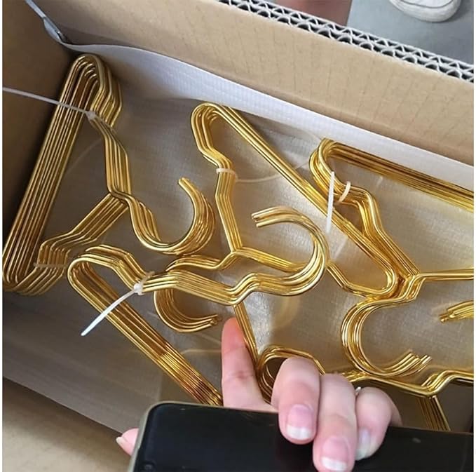 20Pcs/Set Metal Small Dog Closet Non-Slip Space Saving Hanger Doll Clothes Hanger Closet Pet Accessory Cat Hanger Clothes Rack Accessories Storage Organizer Hangers with Groove for Pet