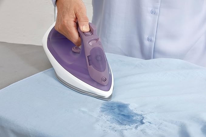 Panasonic NI-S630 Steam/Dry Iron, Ergonomic 1500W with Ceramic Soleplate and U-Shaped Groove, Auto Shut Off and Anti-Calc
