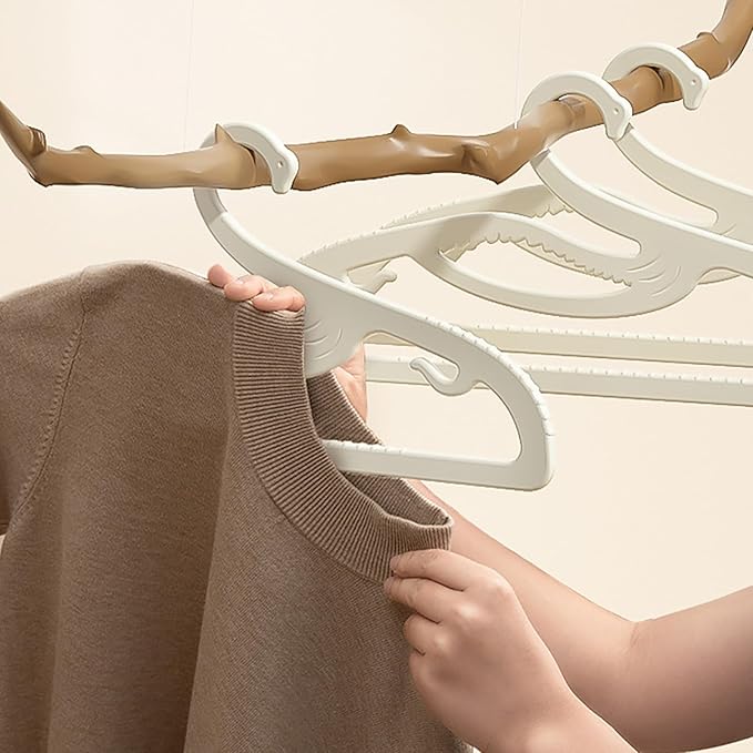 Plastic Clothes Hangers 20 Pack, Z-Shape Opening, 0.12" Ultra Thin Short Neck Hangers, Save Cabinet Space, Suitable for Dresses, Shirts, Pants, Scarves, Jackets(Green)