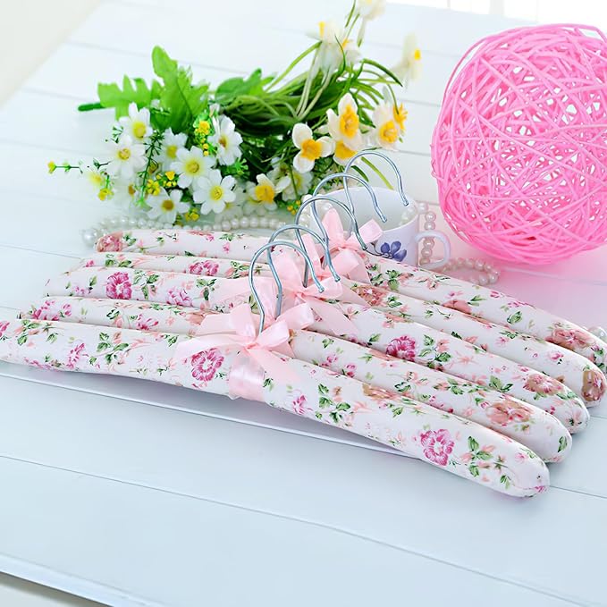 VILLCASE 5 Pcs Anti-Slip Padded Clothes Hangers with Soft Sponge Cover for Sweaters Dresses and Suits Traceless Design for Closet Organization