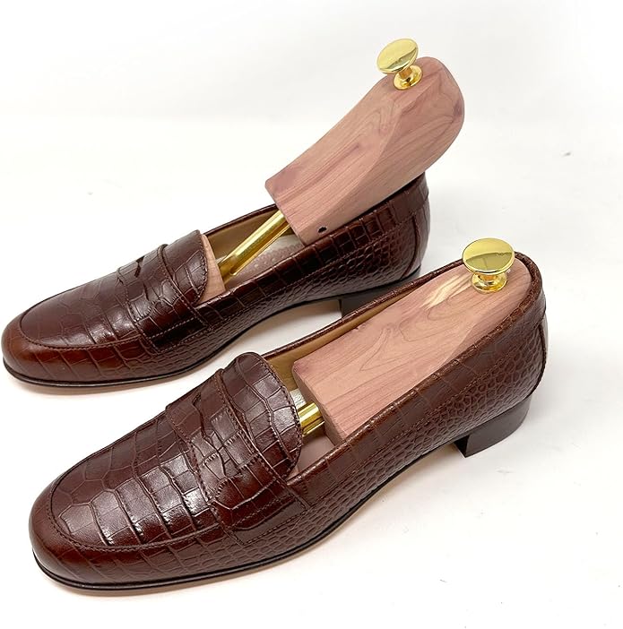 Cedar Elements Women’s Cedar Sneaker & Loafer Shoe Trees, Low Top Sport Shoe Shaper, Stretcher