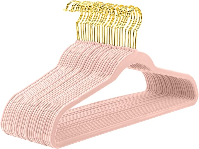 MIZGI Pink Velvet Hangers 30 Pack Gold Hooks Clothes Non-Slip Felt Heavy Duty,Durable Suit Hangers for Space Saving, No Hanger Marks