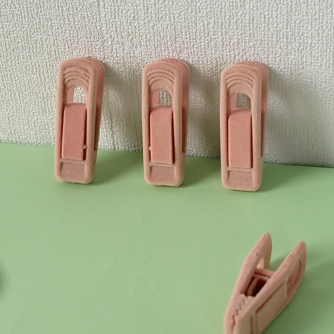 Trgowaul Light Pink Velvet Hangers - Strong Finger Clips for Thin Hangers, Perfect for Suits, Skirts, Pants & Baby Clothes