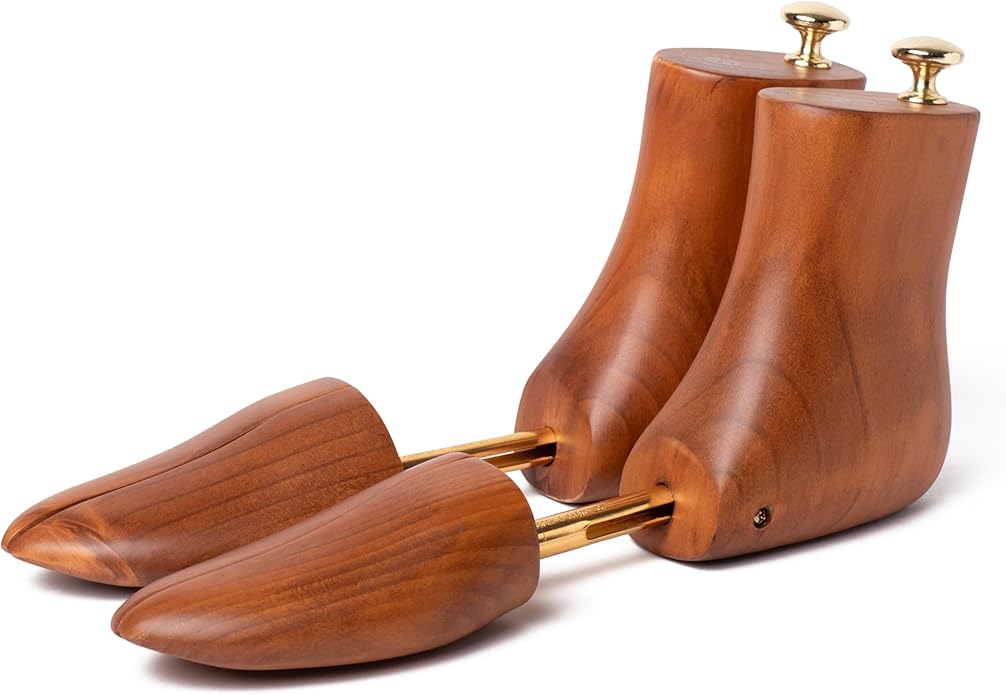 Cobbler's Choice Co. Finest Quality Men’s Boot Tree – Varnished Natural Wood, Timeless Design, Signature Finish, Brown