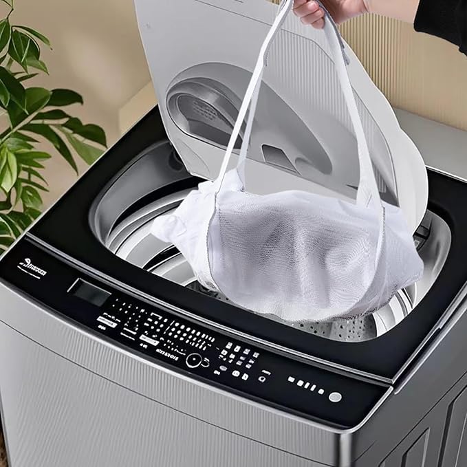 Sneaker Wash & Dry Net Bag for Dryer, Reused Laundry Bag, 15.7x13.8 Inch Large HoneyComber Mesh Bags with Zipper and Strap for Shoes, Clothing (1pcs Double Layer)
