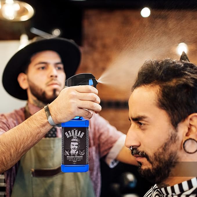Water Sprayer 500ml/16.9oz Hair Spray Bottle Hairdressing Barber Spray Bottle Whisky Squirt Bottle Mist Salon Hair Tools Home Gardening (Blue)