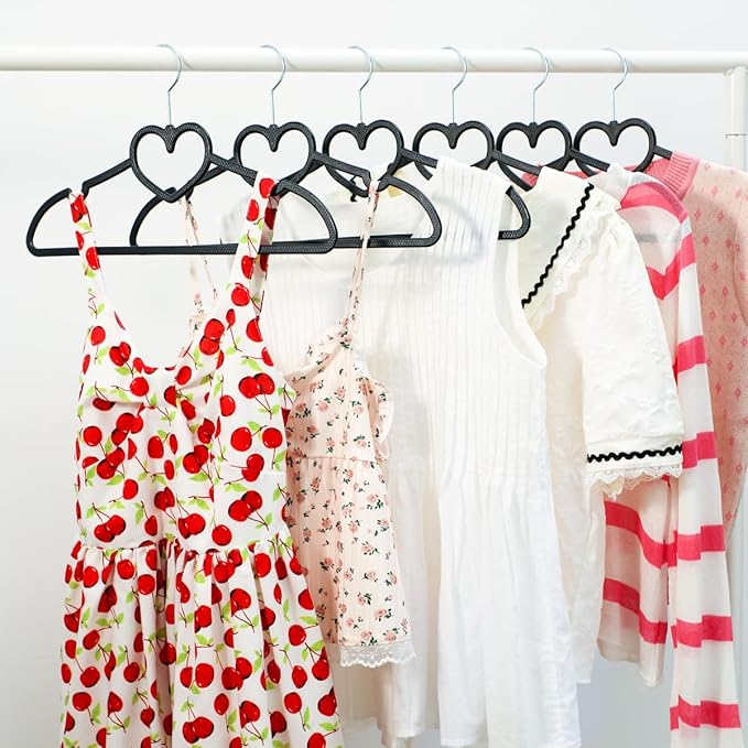 Plastic Hangers 50 Pack, Heart-Shaped Clothes Hanger Ultra Thin Space Saving-colorful Hangers with 360 Degree Swivel Hook & Travel Clothesline-Sturdy Adult Coat Hangers for Dress, Shirts, Coats