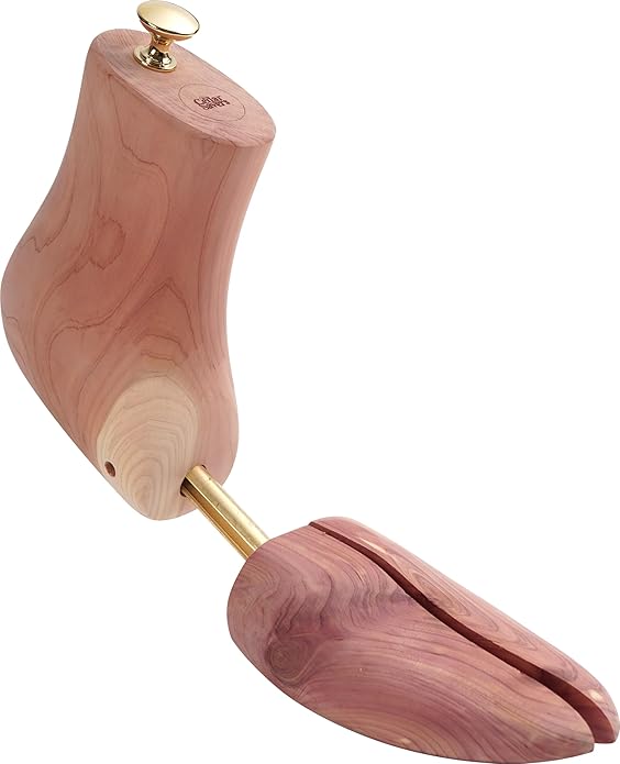 Cedar Boot Tree for Men - Natural Aromatic Wood Boot Tree Grown In USA, For Boots & Shoes, Storage Bag Included