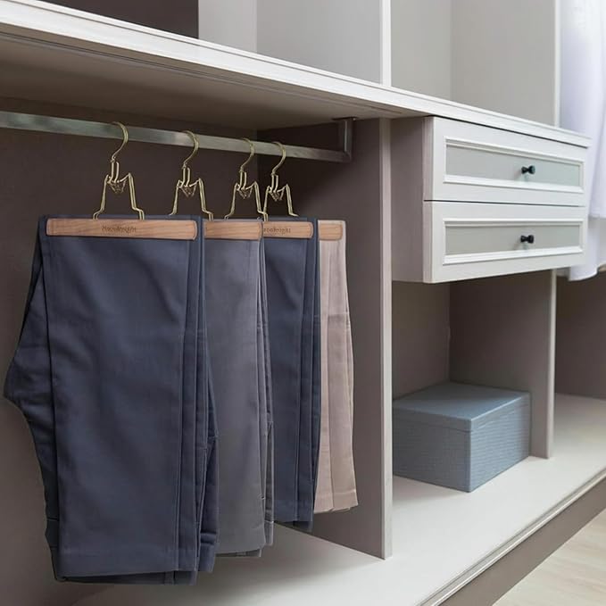 Novabright 4 Pcs Cedar Pant Hangers with Brass Plated Metal Locking Space-Saving Cedar Wood Clothes Hangers for Trousers Skirts Jeans Suits Slip-Resistant Notches Wrinkle-Free Storage (Wood)