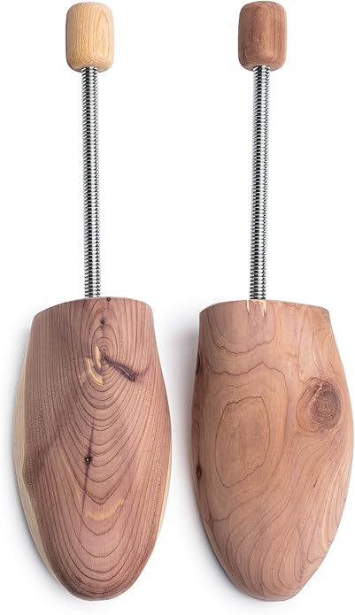 Cobbler’s Choice Cedar Travel Shoe Tree – Lightweight Travel Design