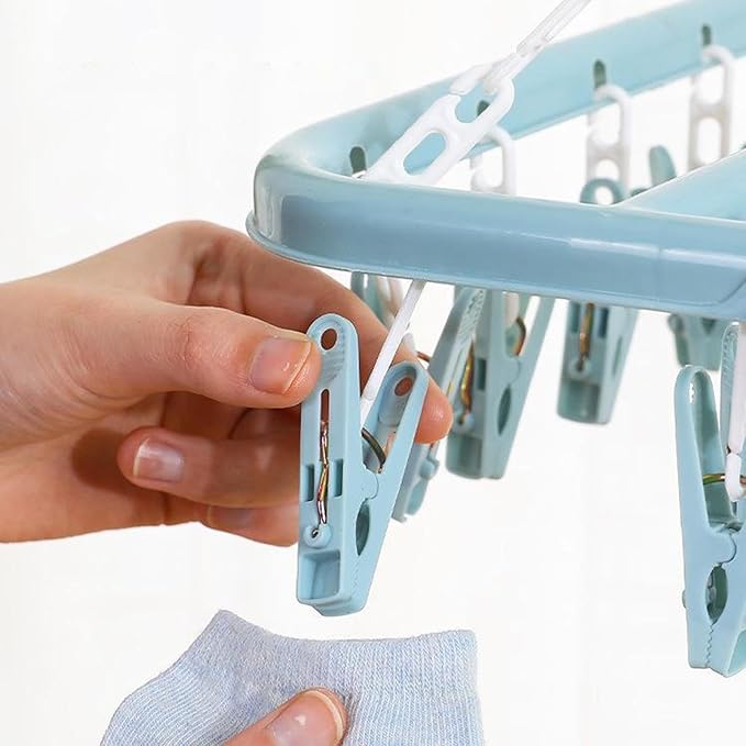 Foldable Clothes Drying Hanger with 32 Clips, Clip and Drip Hangers Clothes Drying Rack, Underwear Hangers for Drying, Laundry Clothes Hanger for Drying Socks Lingerie Baby Clothes Towels Bras Hat