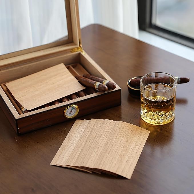 Woho 36 Count Spanish Cedar Sheets for Travel Humidor/Tupperdor/Cigar Tray/Case, Spanish Cedar Wood Veneer Chips for Cigar Dividing/Lighting, Cigar Accessories for Cigar Aging/Storage/Fresh(Pack of 1)