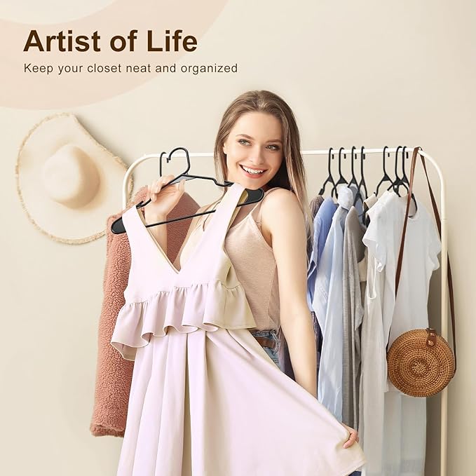 HOUSE DAY 200 Pack Plastic Clothes Hangers, Commercial Bulk Shipment for Business, Sturdy Durable Notched Hangers Ideal for Retail Dry Cleaners Warehouses, Save Cost & Warehouse Space - Black