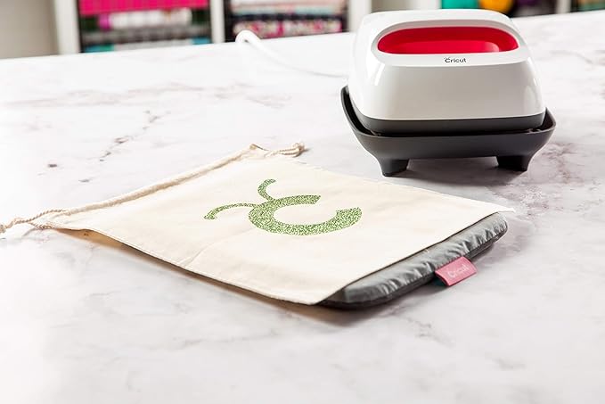 Cricut EasyPress Mat (8" x 10"), Protective Resistant Mat for Heat Press Machines, HTV and Iron On Projects, Heat Press Mat, Compatible with EasyPress 2 Machine