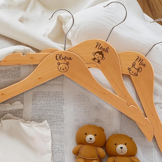 Personalized Baby Hangers with Name, Engraved Kids Hangers for Children & Toddler Shirt Coat Hangers with 360° Rotatable Hook, Closet Hangers for Children, Non Slip Hangers Personalized Gift - 2 Pack
