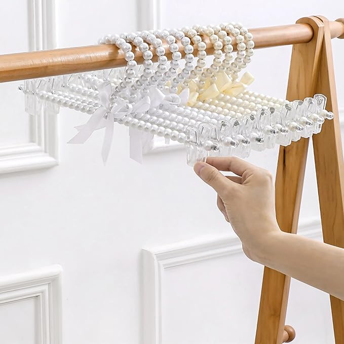 SHIDOW Pearl Hangers, Pearl Pants Hangers, Plastic Bowknot Clothes Rack with Clip, Organizer for Storing Dresses, Shirts, Pants, Skirts in Bedrooms, Cabinets, Wardrobes(3Pcs White)