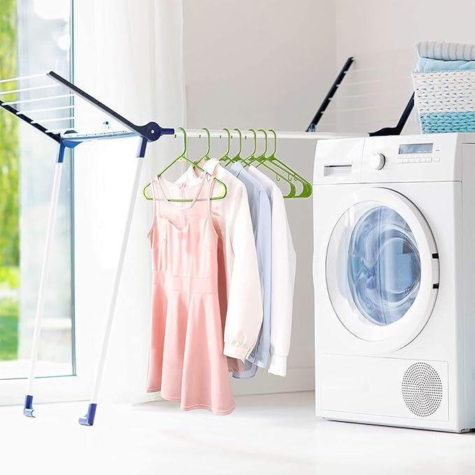 Plastic Hangers 20 Pack, Durable Tubular Hanger and Clothes Hangers, Non-Slip Slim Space Saving, Adult Standard Hangers Ideal for Jackets, Suits, Dress, Trousers, Coats（Green）