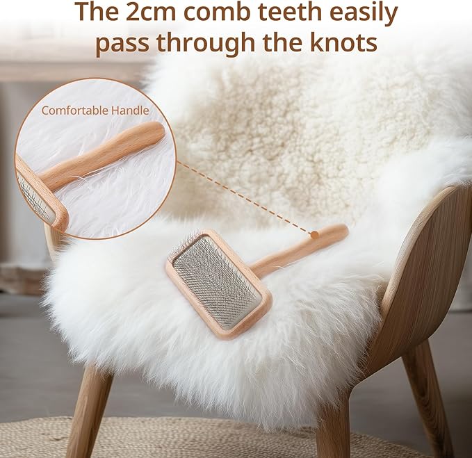 Sheepskin Wool Brush - Carpet Rake Tool for Pet Hair Removal and Household Fabric Care（Black）