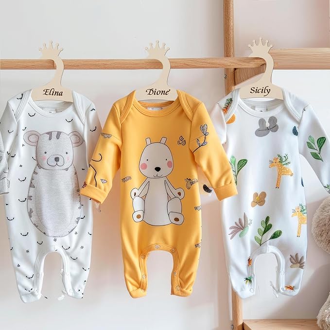 Hongma 20 Packs Wooden Baby Hangers for Baby Clothes, Cute Crown Wood Newborn Baby Girl Boy Hangers for Nursery 9 Inch Kids Toddlers Children Infant Hangers for Closet Coat Pants Clothing Storage