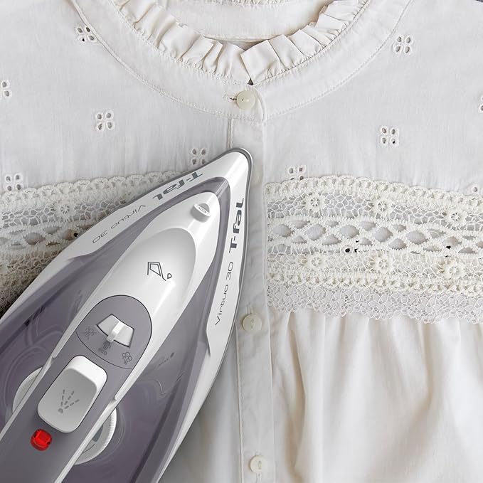 T-Fal Virtuo Steam Iron for Clothes with Retractable Cord, Portable Iron and Steamer for Clothes, Ceramic Nonstick Soleplate, 1500 Watts, Anti-Drip, Auto-Off, Scratch Resistant, Grey