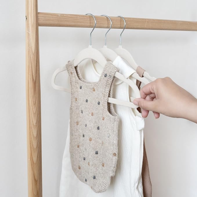 3 Sprouts Velvet Baby Hangers - Non-Slip Hanger for Infant, Toddler, Baby Clothes - Closet Kids Hangers with Slim Design, Nordic Colors, Pack of 30 - Beige