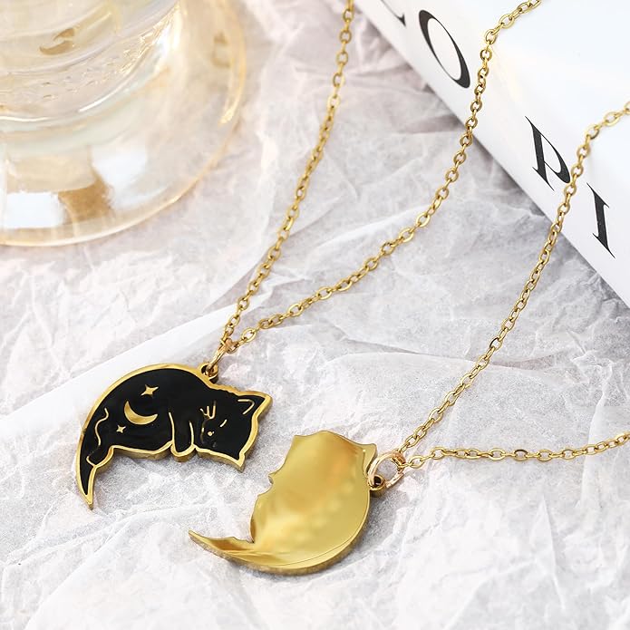 Chunky Gold Necklace for Women Gold Evil Eye Cowboy Pendant Necklace Dainty Paperclip Chain Vintage Luck Amulet Choker Necklaces Celestial Jewelry Gift