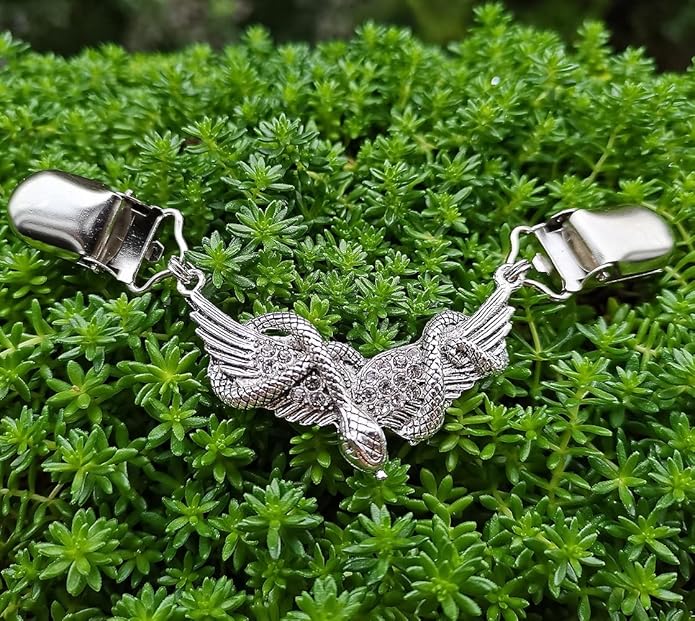 Vintage Sweater Clips Shawl Dresses Shirt Clips Retro Cardigan Collar Chain Clips Brooch Pins for Women