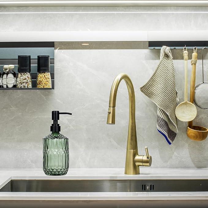 18 oz Dark Green Thick Glass Soap Dispenser with Black Rustproof Pump Refillable Bathroom, Kitchen Soap Dispenser for Hand Soap, Detergent, Lotion (Dark Green)