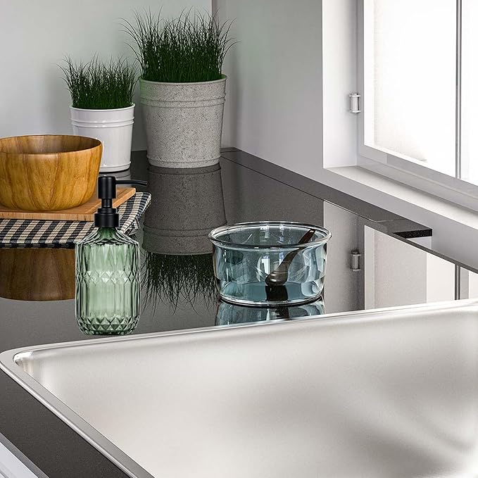 18 oz Dark Green Thick Glass Soap Dispenser with Black Rustproof Pump Refillable Bathroom, Kitchen Soap Dispenser for Hand Soap, Detergent, Lotion (Dark Green)