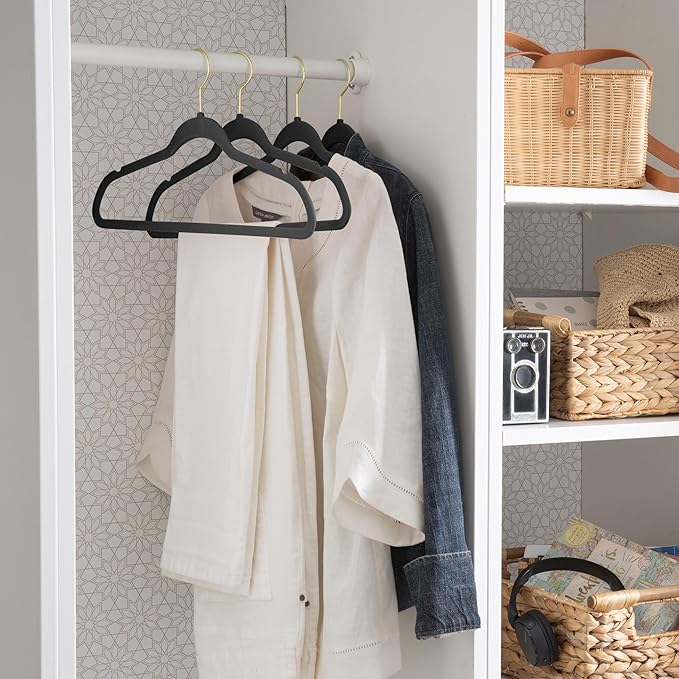 Simplify Slim Velvet Gold Hook Clothes Hangers 50 Pack | Non-Slip | Shirts | Suit | Pants | Dresses | Garments | Closet Storage & Organization | Durable | Black