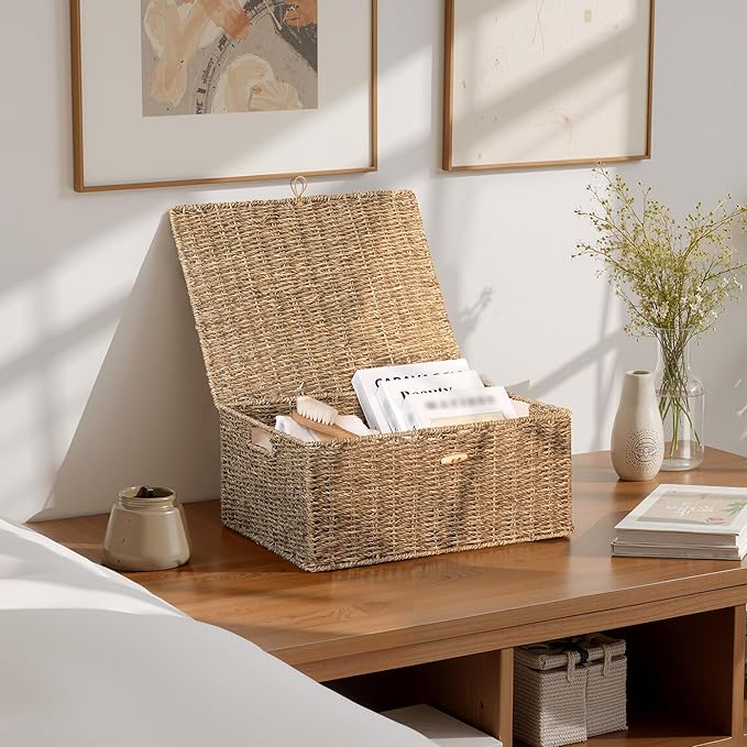 StorageWorks Extra Large Wicker Baskets with Lid for Organizing, Seagrass Storage Baskets for Shelves, Decorative Box with Built-in Handles, Natural, 1 Pack