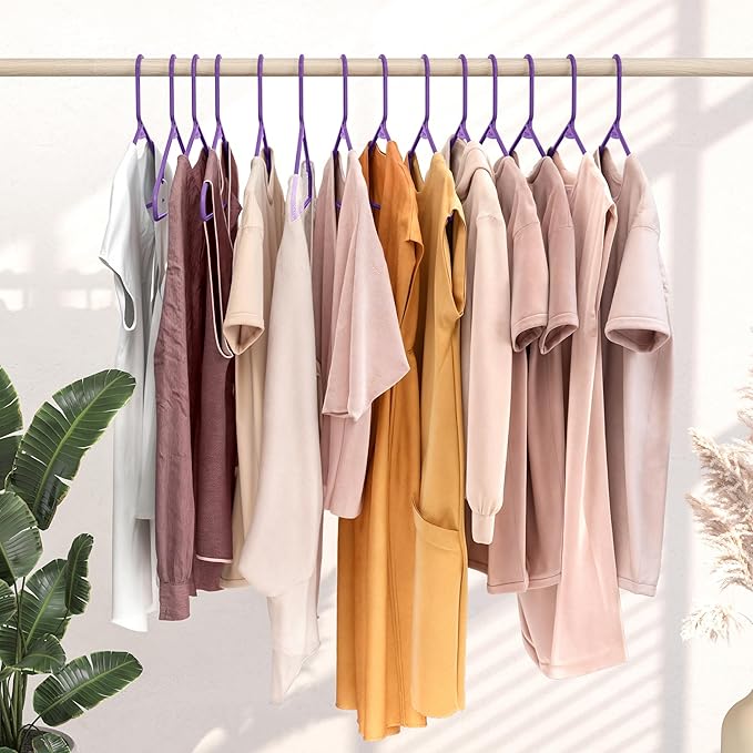 Plastic Hangers 20 Pack Purple - Clothes Hangers - Makes The Perfect Coat Hanger and General Space Saving Clothes Hangers for Closet - Percheros Ganchos para Colgar Ropa Hangars