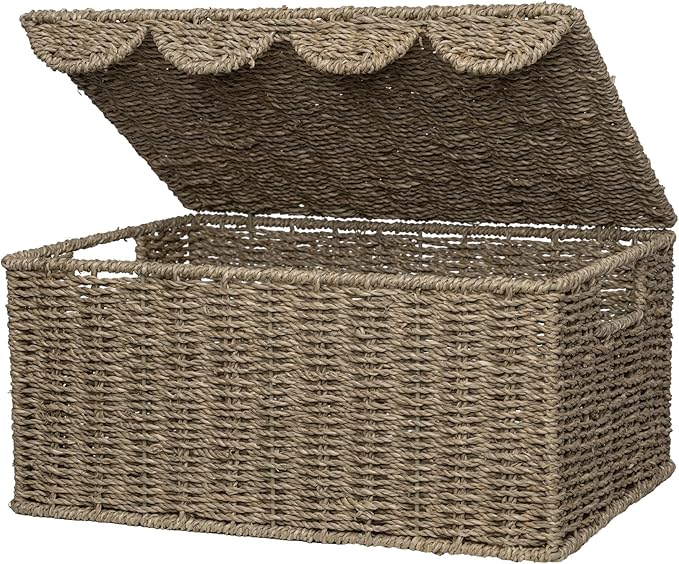 StorageWorks Wicker Storage Basket with Scalloped Edge Lid, Wicker Basket with Built-in Handles, Handwoven Seagrass Box for Décor, 13" L x 9 ½" W x 6" H