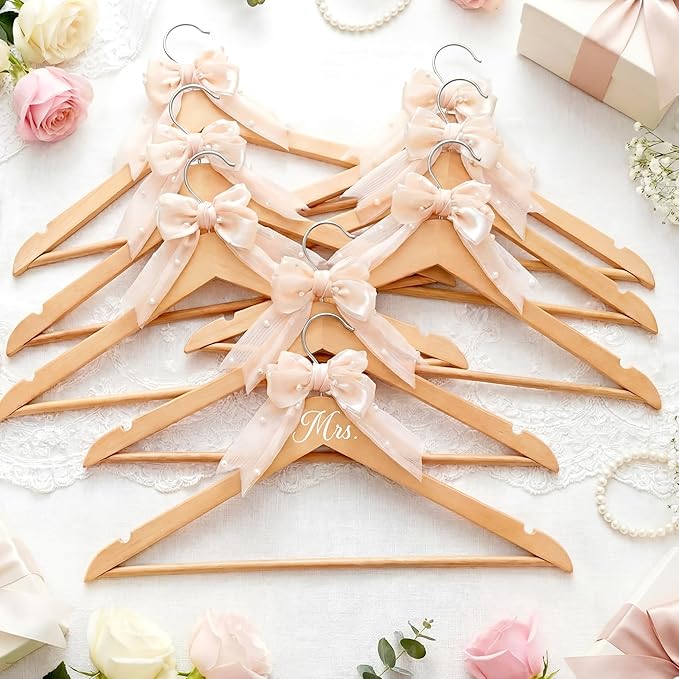 Geelin 8 Pcs Bride Dress Hanger and Bridesmaid Hangers for Wedding Ribbon Bow Pearl Elegant Wooden Mrs. Hangers for Bridal Keepsake Bridal Shower Wedding Day Gift